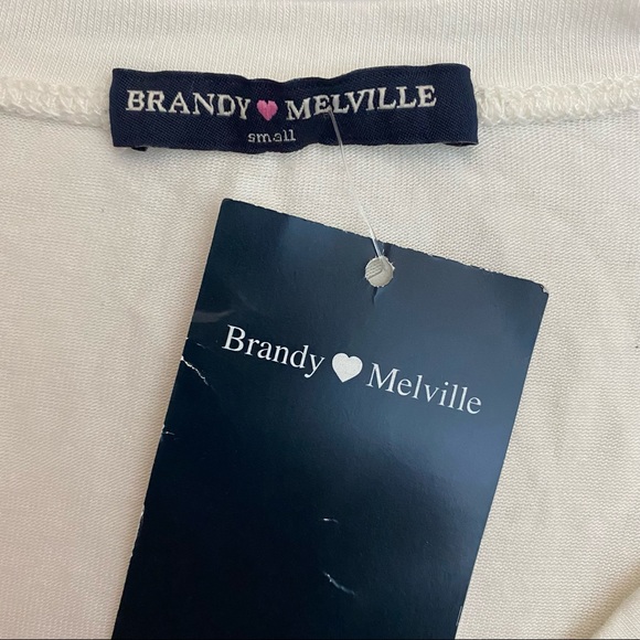 NWT Brandy Melville White Long Sleeve Crop Top - Picture 3 of 4